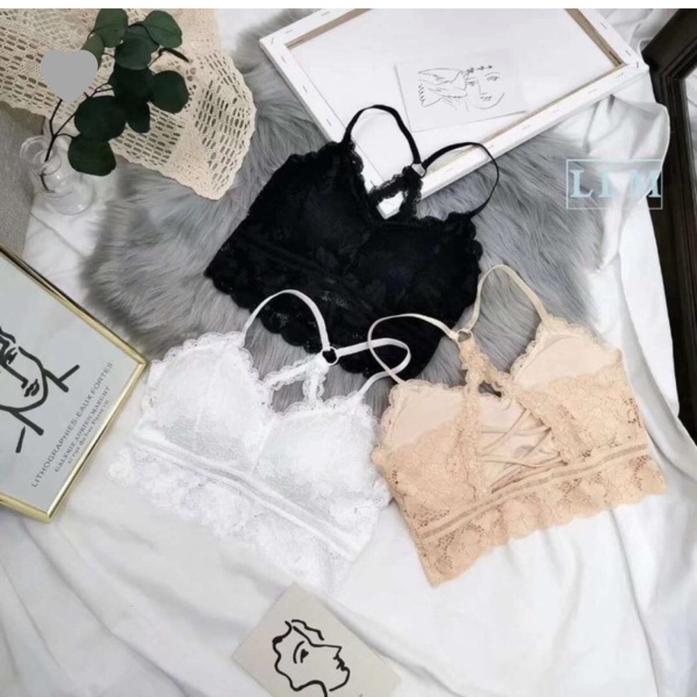 ⭐️ 5 for $25! Lace Detail Bralette